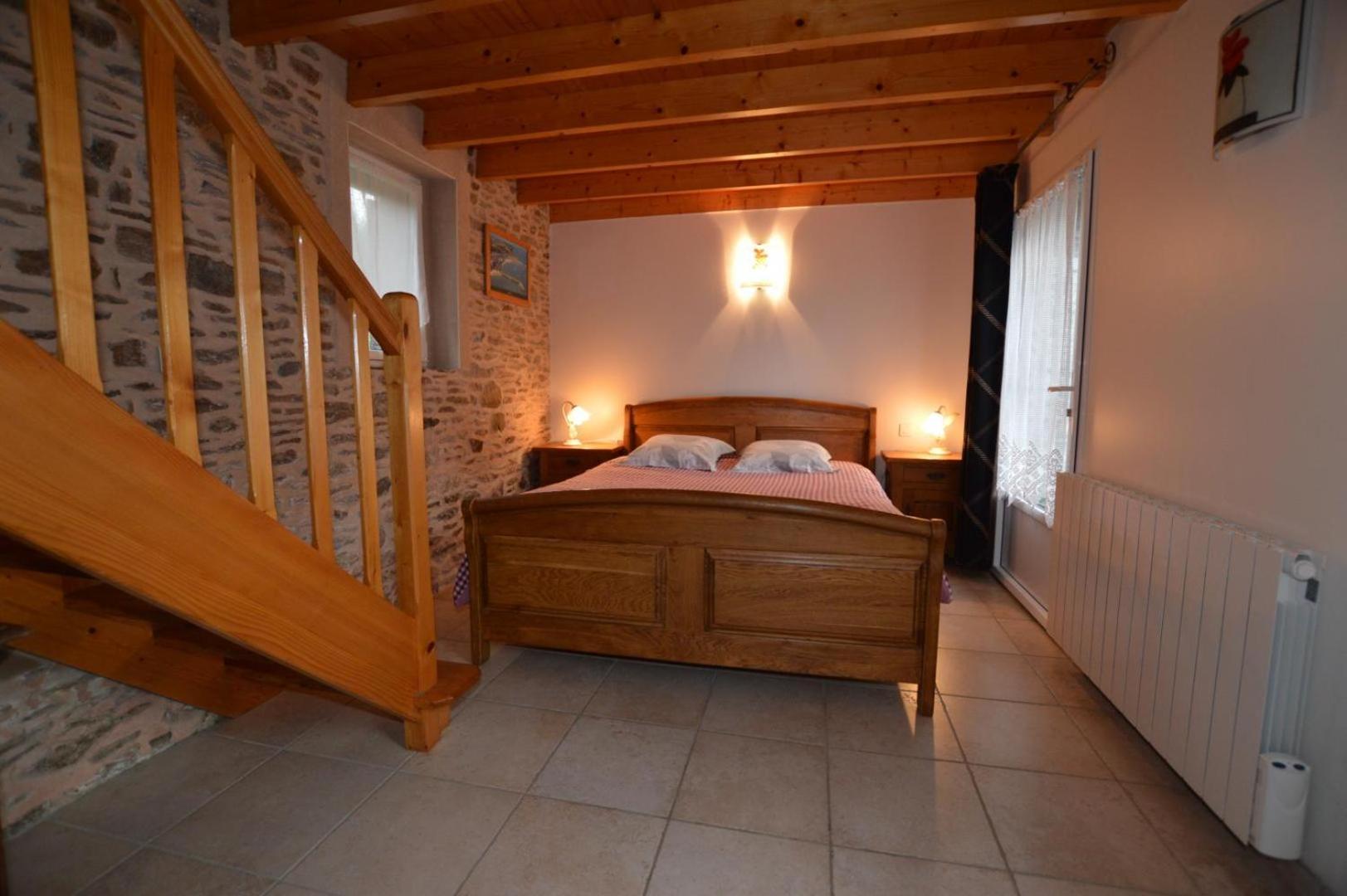 Bed and Breakfast La Pahorie Сен-Мелуар-дез-Онд Экстерьер фото